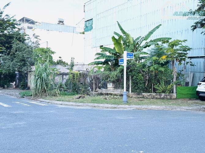 Bán Lô  Góc đường 7m5 Đồng Khởi 144m2 Ngay bến de Trung Tâm Đà Nẵng