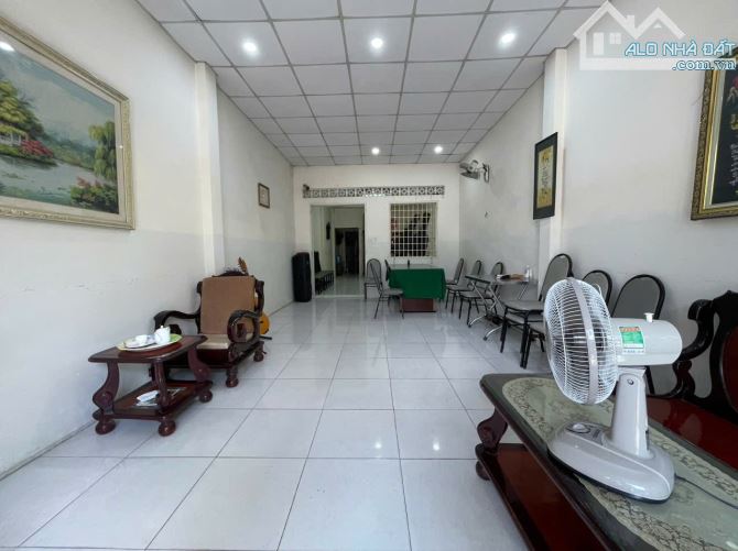 Bán Nhà Mặt Tiền Đường 185 Phước Long B. Quận 9