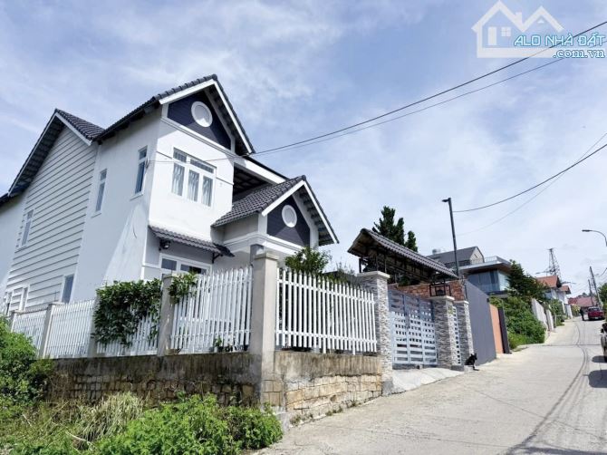 🏡 VILLA HẺM 2 Ô TÔ LỚN ĐƯỜNG HOÀNG HOA THÁM - VIEW THUNG LŨNG CỰC ĐẸP - NGAY TRUNG TÂM