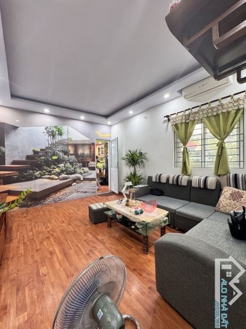 CĂN TẬP THỂ HỒNG MAI_HAI BÀ TRƯNG : THOÁNG SÁNG VỚI 3 PHÒNG NGỦ + FULL NỘI THẤT_GIÁ 4 TỶ26