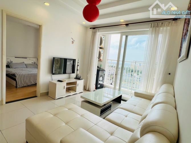 Cho thuê căn hộ 2PN view biển full nội thất đẹp, toà nhà Vũng Tàu Melody, giá chỉ 8 triệu.