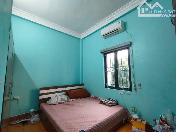 BÁN NHÀ 4 TẦNG - DÂN XÂY CHẮC CHẮN- LÔ GÓC -GẦN TOÀ THÁP 108 TẦNG