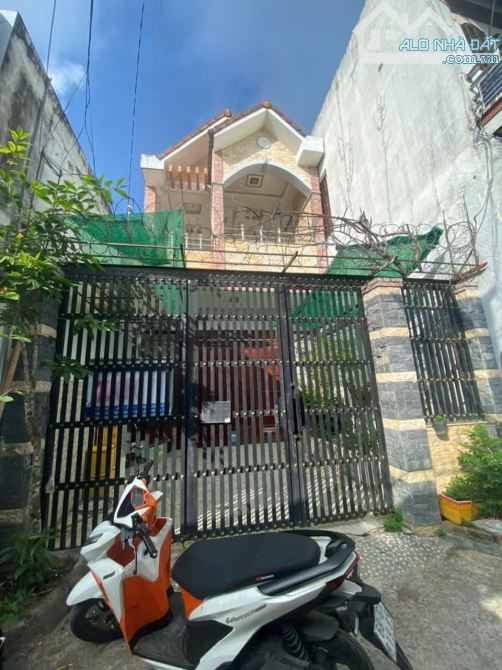 Bán căn nhà hẻm 50 trần hoàng na 5*21 giá chưa tới 4 tỷ