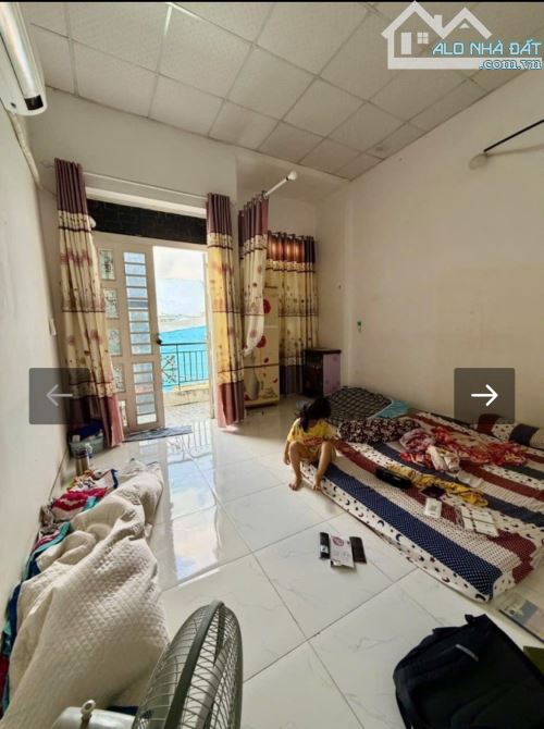 1.	Nhà đẹp hẻm 6m – SHR hoàn công – gần Tô Ký, vào ở ngay
