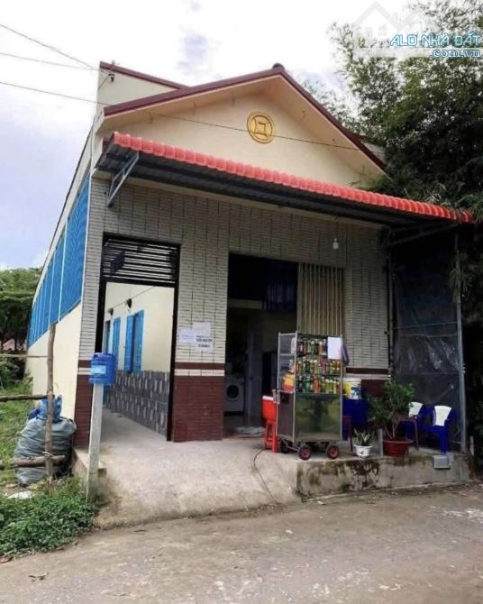Bán 1kiot+7p trọ 222m2 giá 970 triệu Trảng Bàng sổ hồng riêng