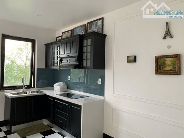 Căn shophouse Manor Crown đường lớn 19.5m