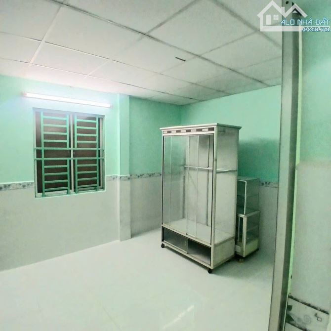Bán nhà c4 gác lửng Tân Thông Hội 150m2 giá 870 triệu