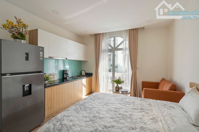 CĂN STUDIO FULL NỘI THẤT CỰC XINH  Ở QUẬN 1