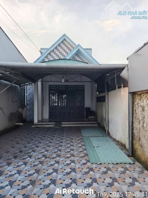Về lại TP ! Cần bán gấp căn nhà cấp 4 ở gần TT. chợ Trảng Bàng 150m2 SHR giá 835tr