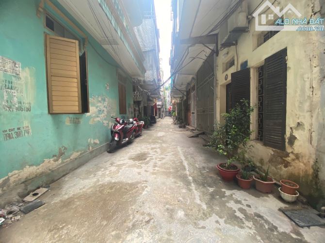 Bán nhà phân lô Hà Đông 5T full đồ, 7chỗ đỗ cửa, ngõ thông, nhỉnh 5tỷ
