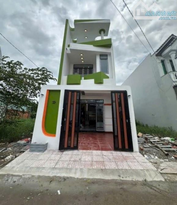 🌈Nhà Đẹp Mới Xây Xong Mặt Tiền Đường Nhựa 5m Gần KCN Cầu Tràm