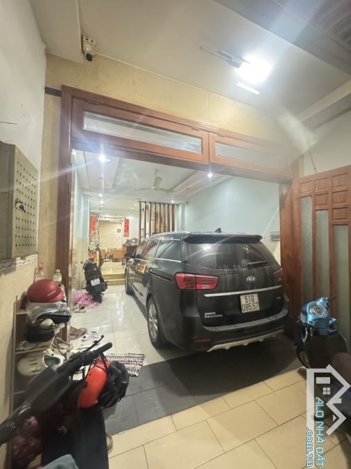 CẦN BÁN NHÀ SIÊU PHẨM 5 TẦNG - TẶNG FULL NỘI THẤT - ĐƯỜNG NHỰA 8M THÔNG- NGAY NGUYỄN SƠN T