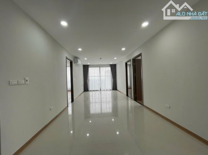 Bán gấp chung cư Rose town  79 Ngọc Hồi, HM, tòa vĩnh viễn, 93m, căn góc, tầng trung, giá