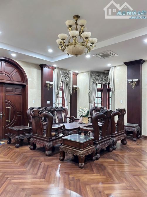 🌟 SIÊU PHẨM MẶT TIỀN ĐƯỜNG 666 – 3/2, Q.10 | HẦM + 6 TẦNG | GIÁ CHỈ 29.5 TỶ 🌟