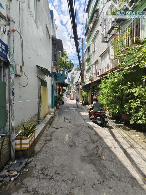 🏡  NHÀ ĐẸP QUẬN TÂN PHÚ – HẺM 86 TRỊNH ĐÌNH TRỌNG -DT: 60m2 – Chỉ  10.2 Tỷ