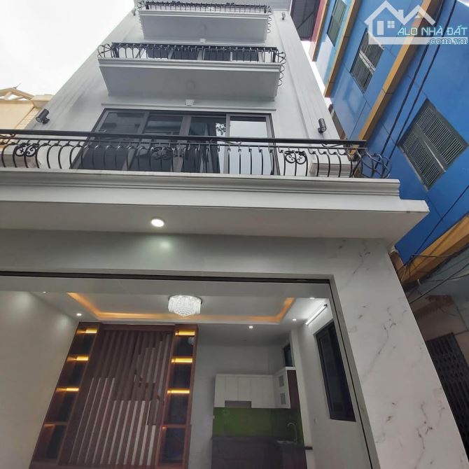 Nay em Hiếu tiếp tục lên cho anh chị căn nhà đơn lập 5 tầng tại Vân Canh giá yêu thương