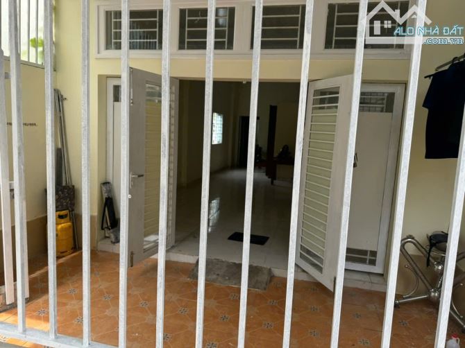 Chỉ 3.7 tỷ sở ngay căn nhà sổ hồng riêng gần Phú Mỹ Hưng