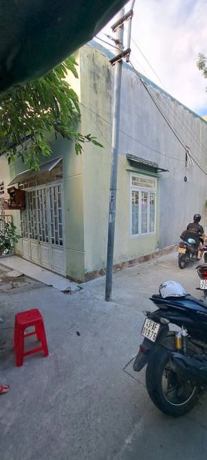 NHỈNH 2,x TỶ BẠN có thể SỞ HỮU NGAY CĂN NHÀ lô góc 2 MẶT kiệt -52m² = 4,57m x 11,2m
