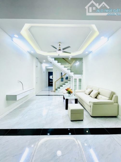 BÁN NHÀ GẦN GÒ XOÀI, BHHA, BÌNH TÂN, 4x14m, 2 TẦNG, HXH 6M, SHR