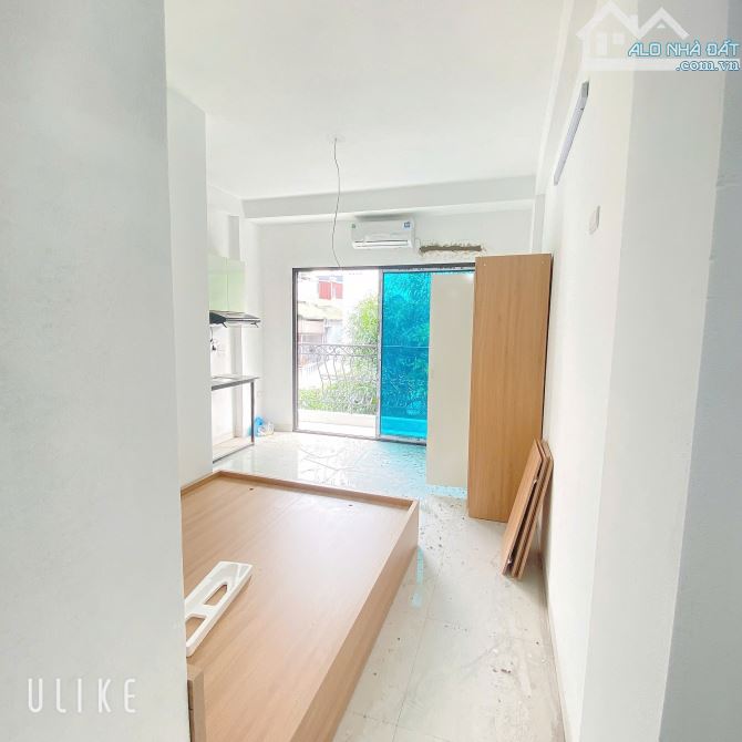 Cho Thuê CCMN Ngõ 14 Chính Kinh Thanh Xuân 30m2 Studio Gác Xép Cửa Sổ Ban Công Thang Máy