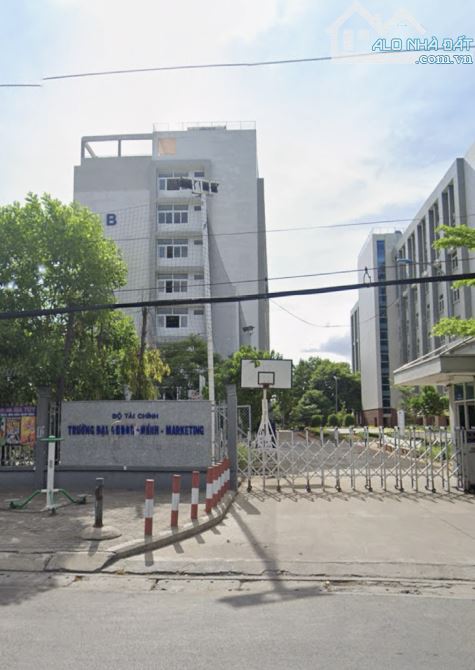 100m2,nhà cấp 4,sẵn dòng tiền cho thuê,hẻm ô tô nhỉnh 6 tỷ,ngay ĐHTC marketing Quận 7