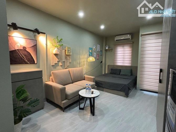 CCMN phố Tây Sơn, gần ĐH Thủy Lợi nhà mới thang máy, 16PKK, 68m2 x 7 tầng, DT 900tr