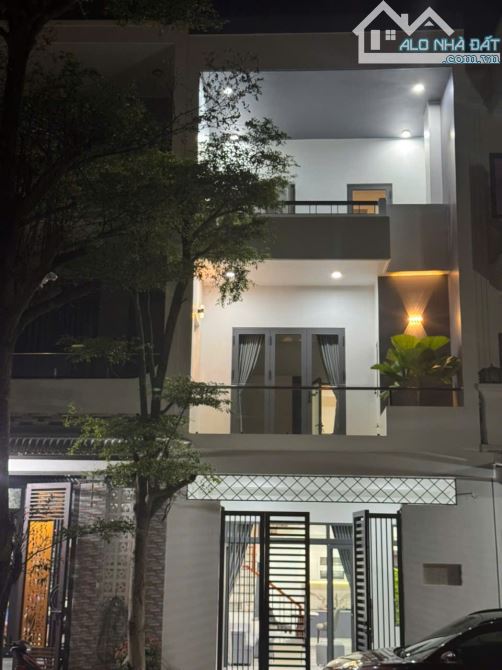 Bán nhà đẹp mới tinh khu đô thị An Phú Sinh giá tốt