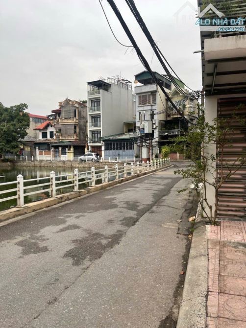 Bán đất Ngọc Thuỵ 98m, mặt tiền 6m, đường ô tô tránh, vỉa hè siêu rộng, cách 5m ra hồ