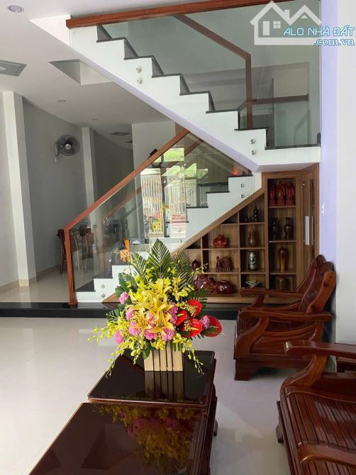 SIÊU PHẨM 3 TẦNG - NGUYỄN LAI 85M² NGANG 5M – KHUÊ TRUNG – CHỈ 7.x TỶ