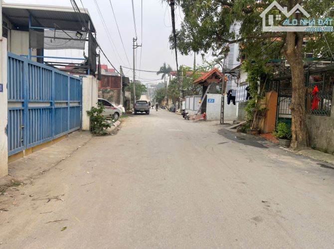 Bán Nhanh mảnh Đất 75m Cổ Điển Vĩnh Thanh HN  MT =MH 5m56 Đường trước đất 4