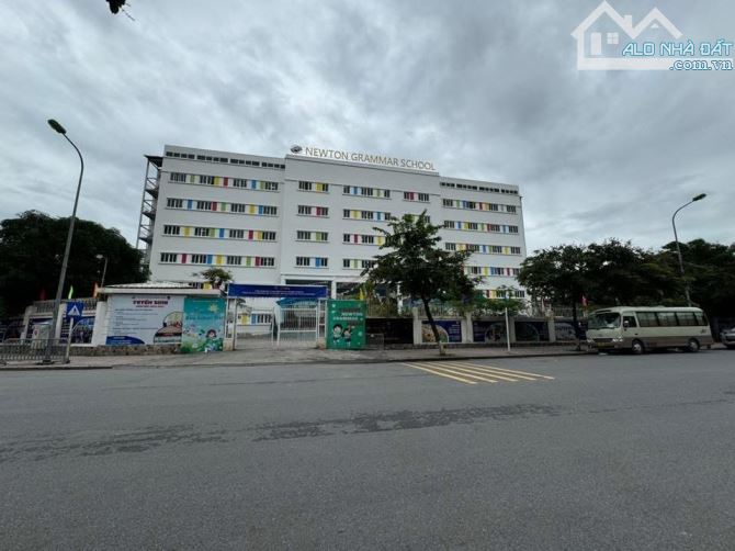 TRẦN CUNG CẦU GIẤY, NGÕ THÔNG KINH DOANH, 50M Ô TÔ TRÁNH, BÃI XE GẦN NHÀ DT68M x 5TẦNG