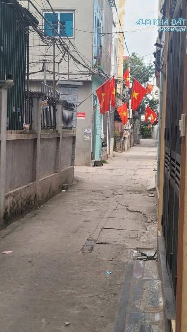 CHÍNH CHỦ GỬI BÁN ĐẤT YÊN HÒA,YÊN NGHĨA,HÀ ĐÔNG 35M  CHỈ HƠN 2 TỶ