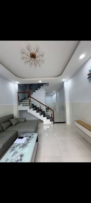 Bán nhà 2 tầng 4.1 x 10 m (42 m²) Bành Văn Trân Tân Bình – Gần trường học – Giá 7.2 Tỷ