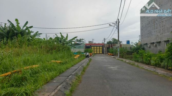 Bán 110m2 Đất ở - 1896 Lê Văn Lương - Hẻm xe Hơi - Xây tự do