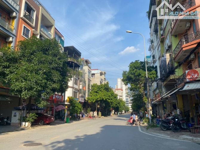Chínhchủ Bán nhà mặt ngõ 172  Phú Diễn , 40m², 5 tầng, đường 15m + vỉa hè, kD, nhỉnh 12tỷ