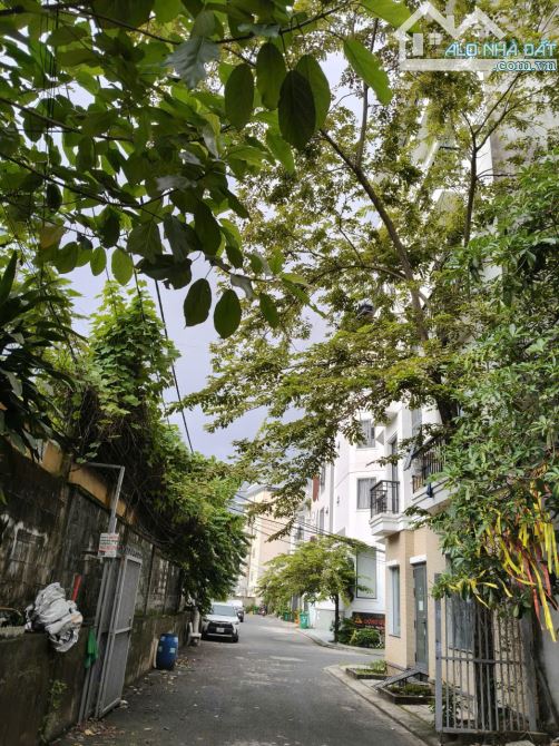 BÁN NHÀ ĐẸP 4 TẦNG KHU VIP  ĐƯỜNG LÀNG TĂNG PHÚ QUẬN 9, DTSD 177M2 GIÁ 7 TỶ 9