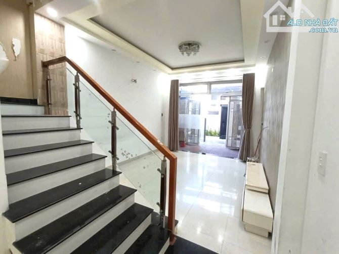 CẦN BÁN NHÀ 2 TẦNG 2 MÊ KIỆT Ô TÔ BÌNH AN 7 SẴN VÀO Ở, CÁCH ĐƯỜNG LỚN VÀI BƯỚC CHÂN
