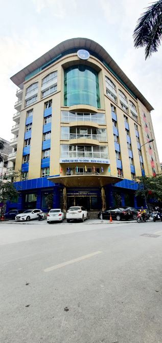 Bán tòa phố VIP Dịch Vọng Cầu Giấy 140m 63 tỷ
