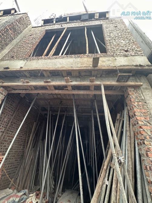 11.5 TỶ NHÀ MÌNH - LÔ GÓC -  CÁCH MẶT PHỐ 5 M Ô TÔ TRÁNH - NHÀ XÂY MỚI 5 TẦNG - THANG MÁY