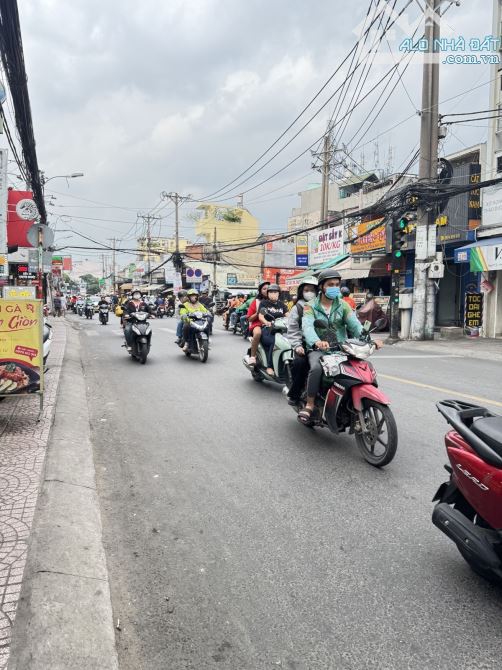 HXH sát MT Phan Văn Trị P.Bình Lợi Trung 130m2 ngang 6.1m giá chỉ 13.5 tỷ