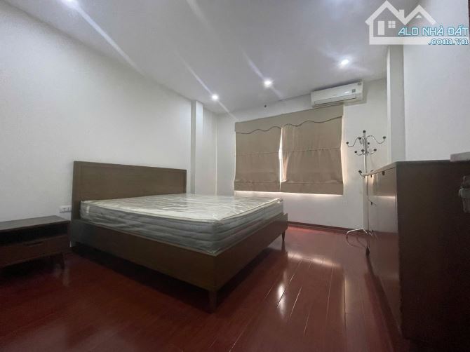 bán nhà võng thị, đẹp keng, cách 2 nhà ra mặt phố