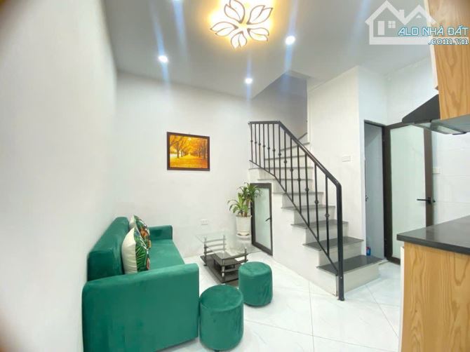 🌹 NHÀ ĐẸP LĨNH NAM – LÔ GÓC 2 MẶT TIỀN – Ô TÔ ĐỖ CỬA – KINH DOANH – SỔ ĐỎ RIÊNG  🏡 23m²