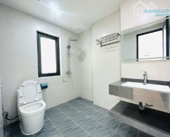 💥 PHỐ NGUYỄN VĂN LINH CỰC HIẾM - LÔ GÓC - NỞ HẬU - 6 TẦNG THANG MÁY - Ô TÔ TRÁNH 💥 🏡 NH
