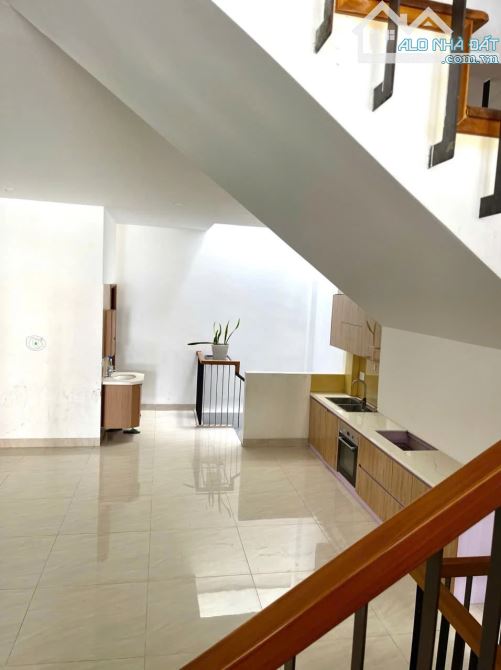 BÁN NHÀ ĐẸP 4 TẦNG MT PHAN VĂN TRỊ_KHUÊ TRUNG_KINH DOANH HOT_99 m2_7,8 T