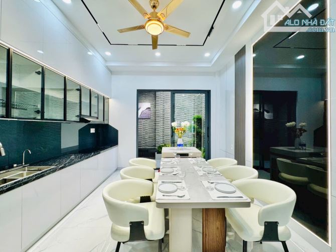 Bán Siêu Phẩm Nhà Phố Mặt Tiền kinh Doanh có Thang Máy Đường số 1, Phường 16, Quận Gò vấp - 10