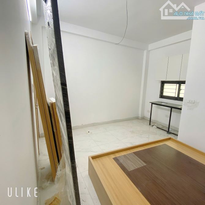 Cho Thuê CCMN Ngõ 14 Chính Kinh Thanh Xuân 30m2 Studio Gác Xép Cửa Sổ Ban Công Thang Máy - 11