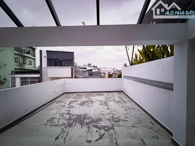 Nhà mới HXH Dương Quảng Hàm P.An Nhơn 5 tầng ngang 4.1m giá 9.6 tỷ - 11