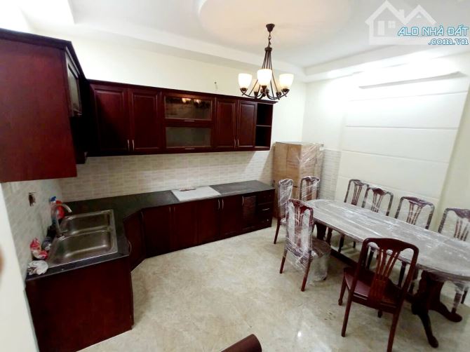 Nhà Mới 2 Lầu 5x15m Đường Hà Huy Giáp P.Thạnh Lộc Quận 12 Giá 14tr/th Cọc 2th - 1