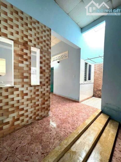 Nhà 6.5x24m Ngay Gốc 2 Mặt Hẻm Đường Đông Hưng Thuận 18, Giá 5.7 Tỷ Thương Lượng - 1