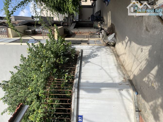 Bán nhà Cầu Diễn , Dt 56m2 , 4 tầng , mt 4,6m , giá 7,95 tỷ , ngõ ô tô - 1